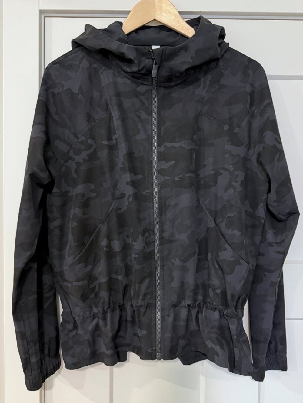 Lululemon Pack It Up Jacket Incognito Camo Size 10 - Picture 3 of 8